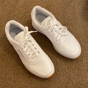 Women’s Reebok sneakers